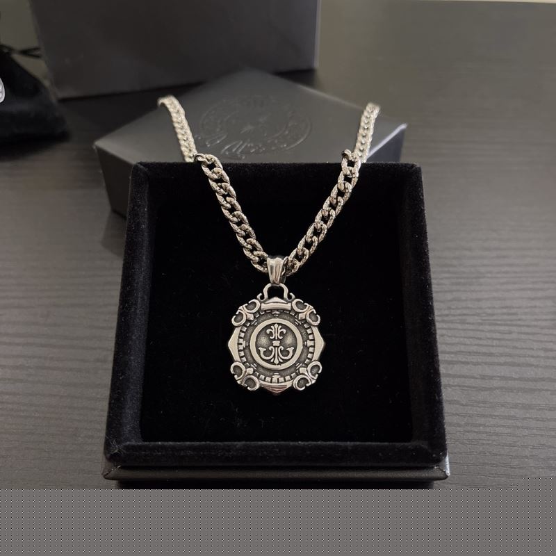 Ch**me He**ts necklaces